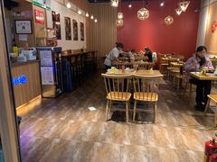 用餐区-45°李小姐土豆粉(世纪港湾店)