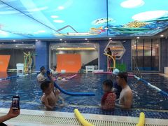 -戊辰亲子游泳俱乐部