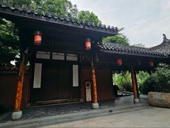 -铁像寺水街