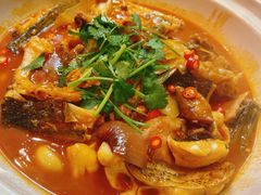 -魏铭鱼头捞饭(晋阳路店)