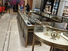 -亨得利钟表商店