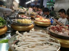 -汤响自助回转火锅百汇(乐峰广场店)