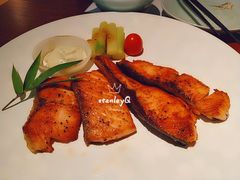 铁板三文鱼扒-蟹田居·活蟹料理(东城店)