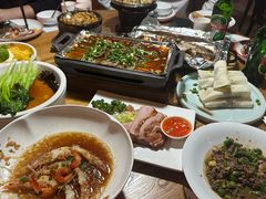 -新白鹿餐厅(百联中环店)