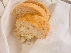 -炙公馆扒房· 武汉卓尔万豪酒店