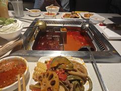 -海底捞火锅鲜切牛肉主题店(长寿路店)