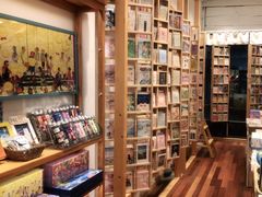 -猫的天空之城概念书店(杭州南宋御街店)