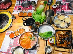 -青瓦炭韩潮烤肉(花园道店)