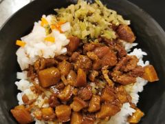 卤肉饭-明潭茶老爸