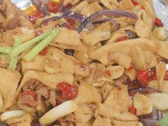 -湖南人家湘菜馆(镇江路店)