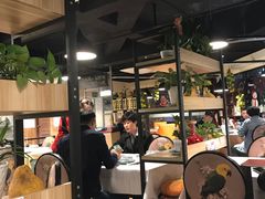 大堂-陈生记黑鱼馆·20年活鱼现杀(宁波鼓楼店)