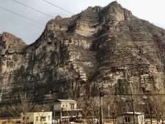 -百里峡七彩艺术小镇