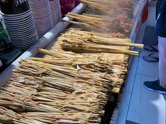 -八一好吃街·高品美食广场