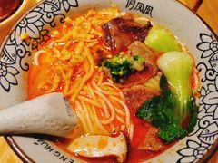 -俏凤凰(美林M·LIVE天地东座店)