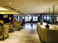 -红方格精致酒店(泸州金融中心万象汇店)