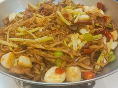 -鑫渔港海鲜本地菜·山海关浑锅(东戴河店)