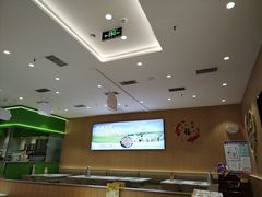 -呷哺呷哺(融创茂店)