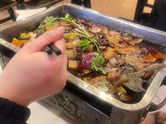 -沈姐万州烤鱼(沙坪坝七中店)