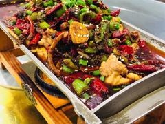 -石磨豆花家常菜·牦牛排土火锅