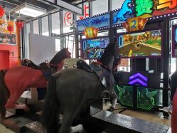 -嗨翻Hi-Fun竞技主题乐园·蹦床团建生日聚会(五棵松华熙店)