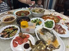 -龙泽园私房菜·地道南京味 ·招牌大鱼头(油坊桥店)