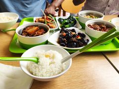 -老乡鸡(滨湖假日店)