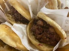 -闫家驴肉老店(华电一校店)