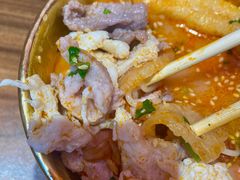 -鹤江桥·红油牛肉粉(SKP店)