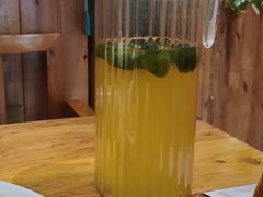 金桔柠檬汁-老滇山寨•云南特色菜•地方菜•民族风情歌舞表演(金碧店)