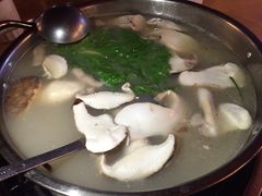 -老石黑山羊毛驴肉火锅(金凯广场店)