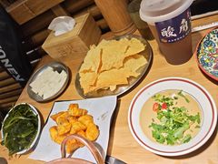 -洱火云南酸菜牛肉火锅(石景山当代商城店)