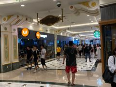 -环球港-停车场