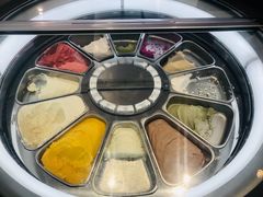 -罗红摄影艺术馆