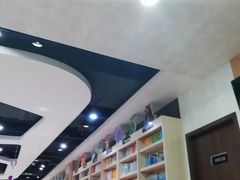 -新华书店(沙坪坝书城店)