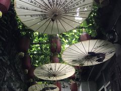 -邊城書店