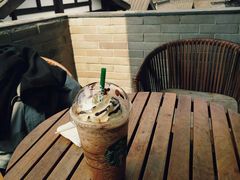 -星巴克臻选(成都宽窄巷子店)