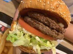 火烤双层牛肉特堡-The Habit Burger Grill 哈比特汉堡(复兴soho店)