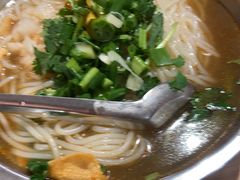 -柳州肥姨妈大骨螺蛳粉(东靖路店)