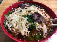-魏旺湖北正宗牛肉面(硚口公园店)