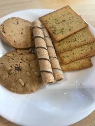 -海豚湾高端月子会所(黄浦店)