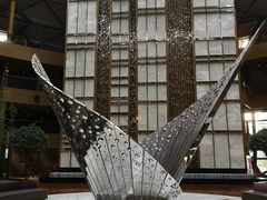 -上海滴水湖皇冠假日酒店