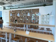 -猫的天空之城概念书店(北戴河蔚蓝海岸店)