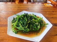 -塔洛藏餐吧(香格里拉古城店)
