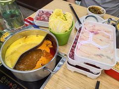 -杨老板·海鲜集市火锅·鲜切牛肉(中防万宝店)