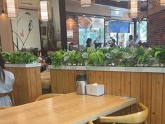 -裕记烧腊连锁餐饮(国商分店)