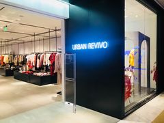 -URBAN REVIVO(欢乐海岸购物中心店)