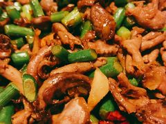 酸辣鸡杂-我去·春饼文化主题餐厅(国定路总店)
