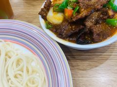 -歹歹的加个面过油肉拌面
