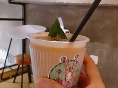 -red donkey coffee