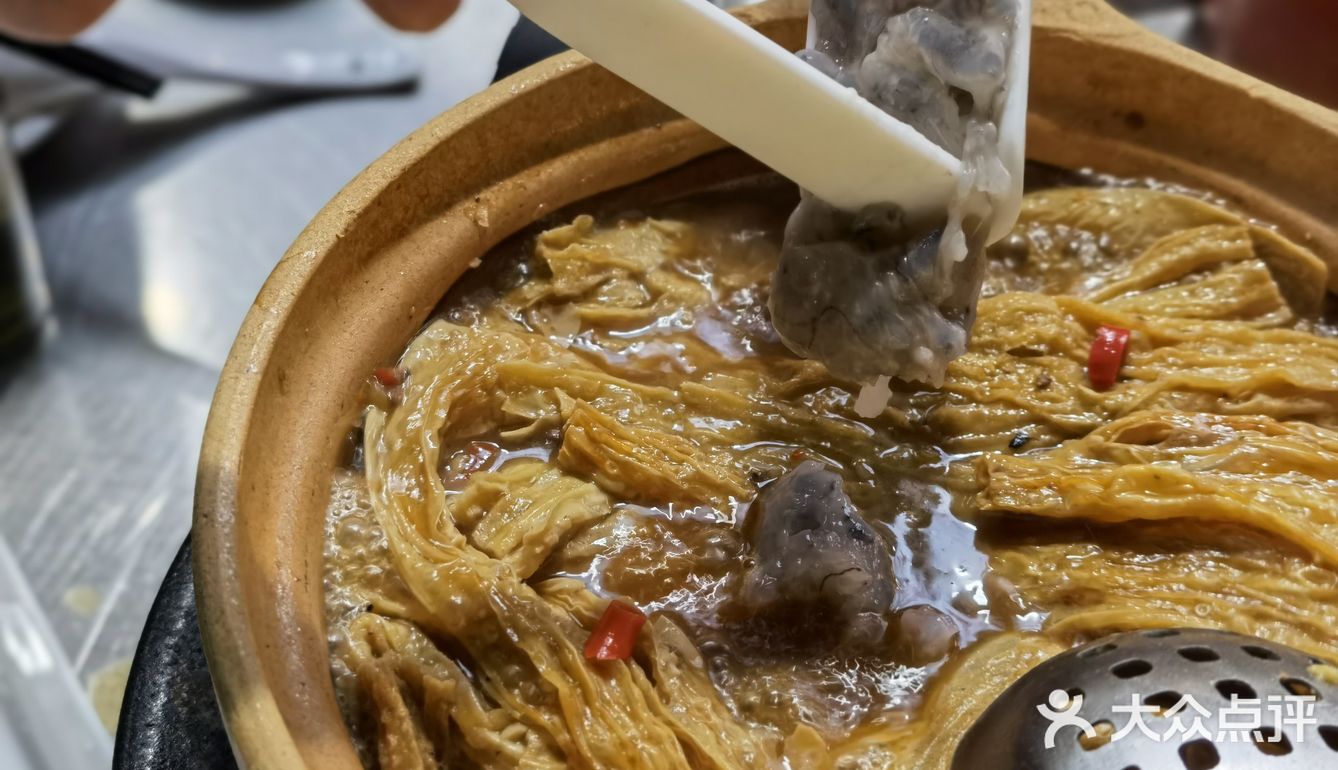 小巷子里的惊喜鸭煲[调皮]利苏